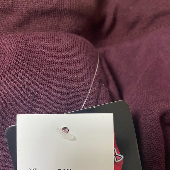 New solid jogger pants with string. - Picture 3 of 9